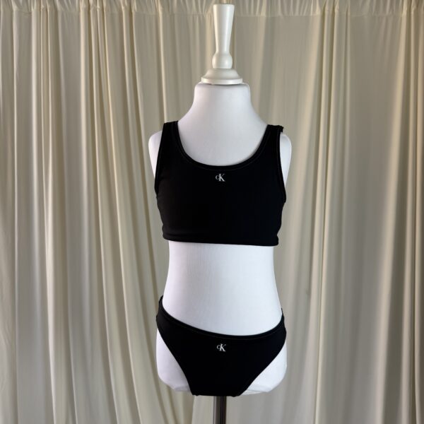 CALVIN KLEIN COSTUME
